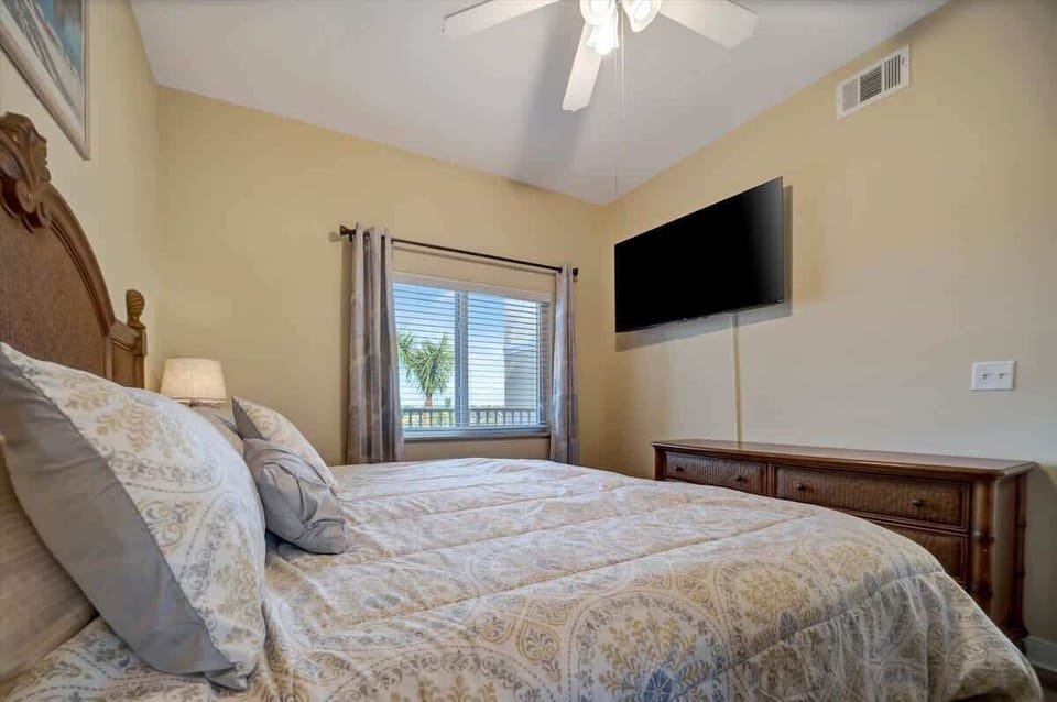 King Bed in your Private Room