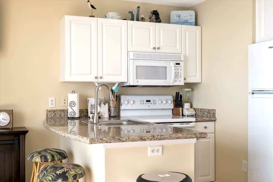 2 of 2 - Morning coffee to evening meals – your kitchen is ready