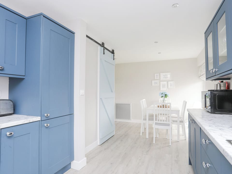 Fridge, dishwasher, electric kettle, toaster
