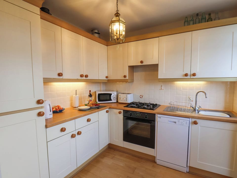 Fridge, dishwasher, electric kettle, toaster