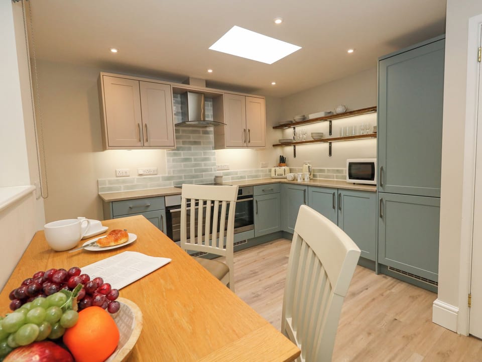 Fridge, dishwasher, electric kettle, toaster