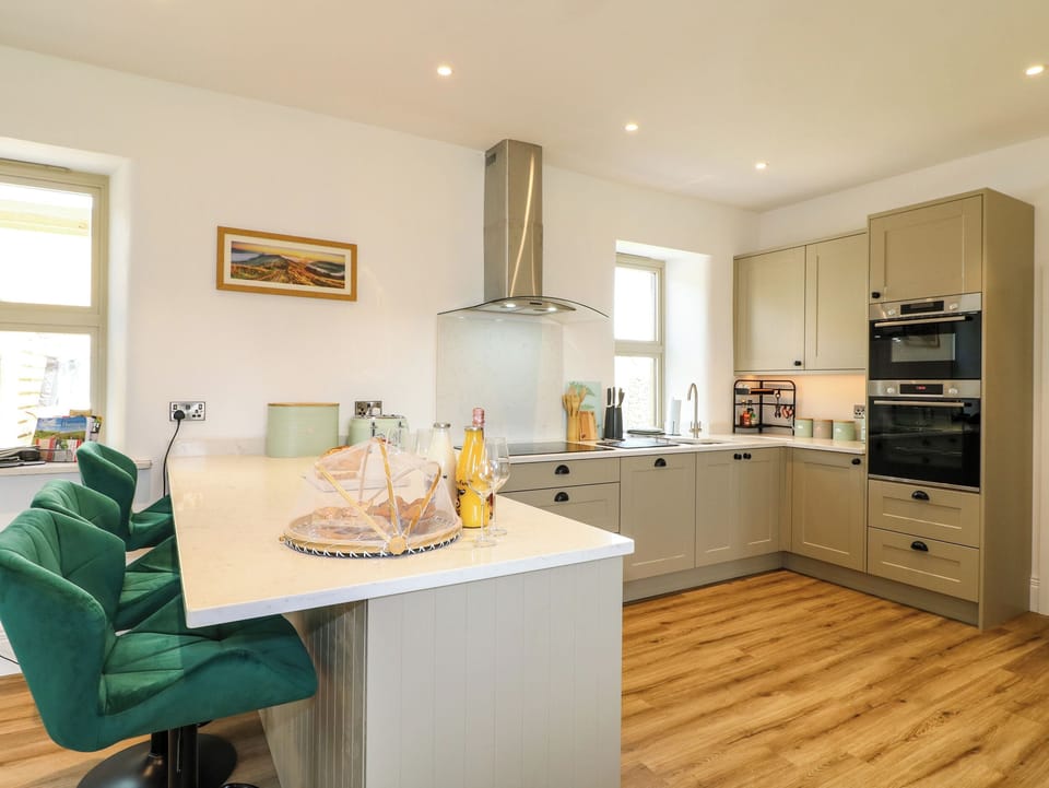 Fridge, dishwasher, electric kettle, toaster
