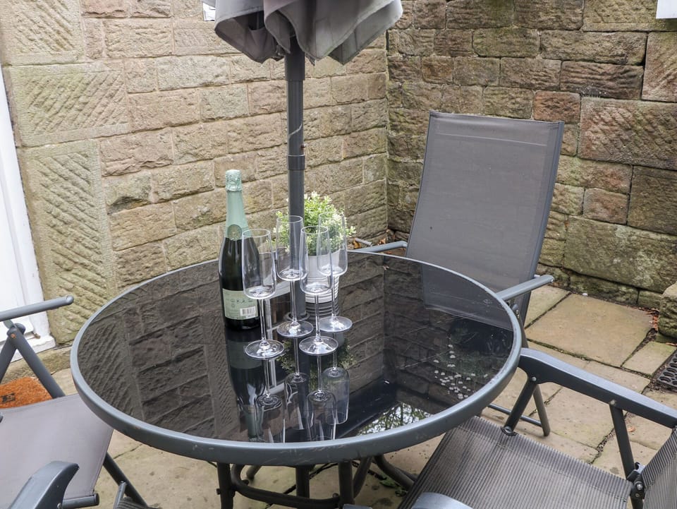 Cottage | Outdoor dining