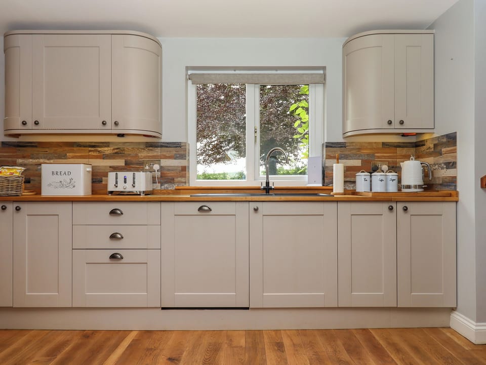 Fridge, dishwasher, electric kettle, toaster
