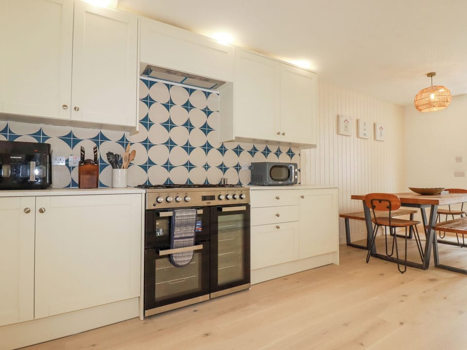 Fridge, dishwasher, electric kettle, toaster