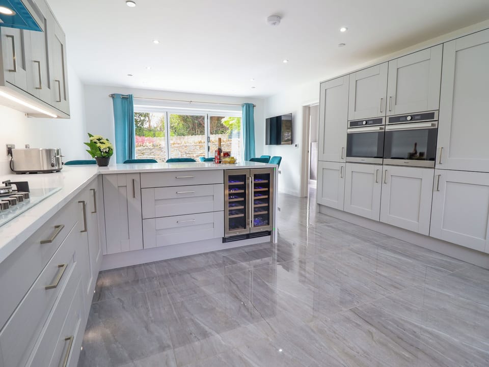 Fridge, dishwasher, electric kettle, toaster