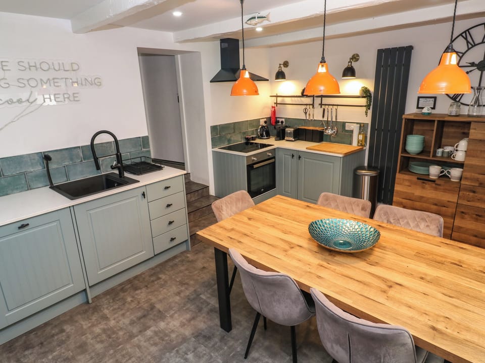 Fridge, dishwasher, electric kettle, toaster