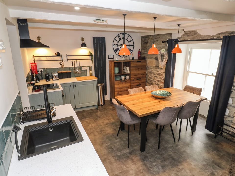 Fridge, dishwasher, electric kettle, toaster