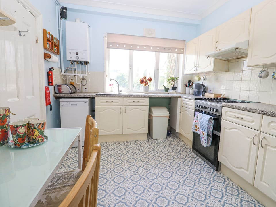 Fridge, dishwasher, electric kettle, toaster