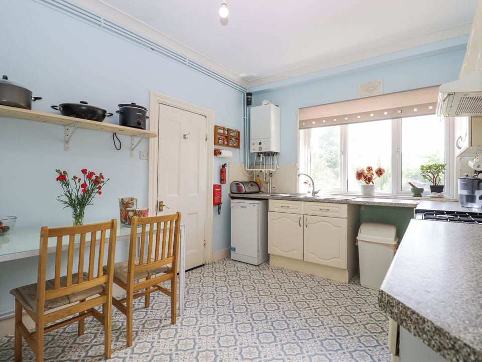 Fridge, dishwasher, electric kettle, toaster