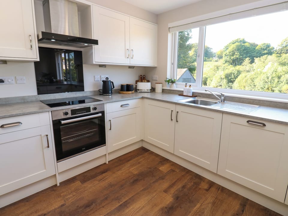 Fridge, dishwasher, electric kettle, toaster