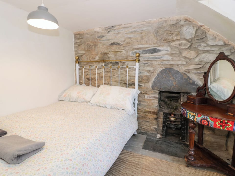 Nyth Yr Eryr Cottage in Wales
