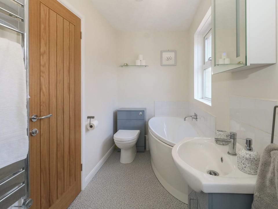 Victoria House Cottage in Weymouth