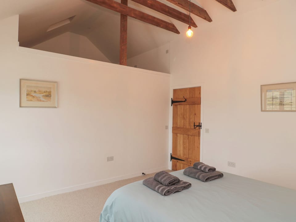 3 bedrooms, individually decorated, individually furnished, free WiFi