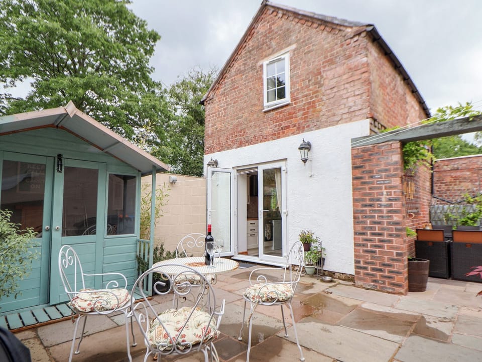 Cottage | Interior
