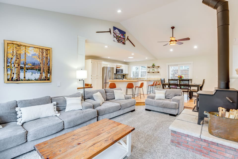 House (3 Bedrooms) | Interior