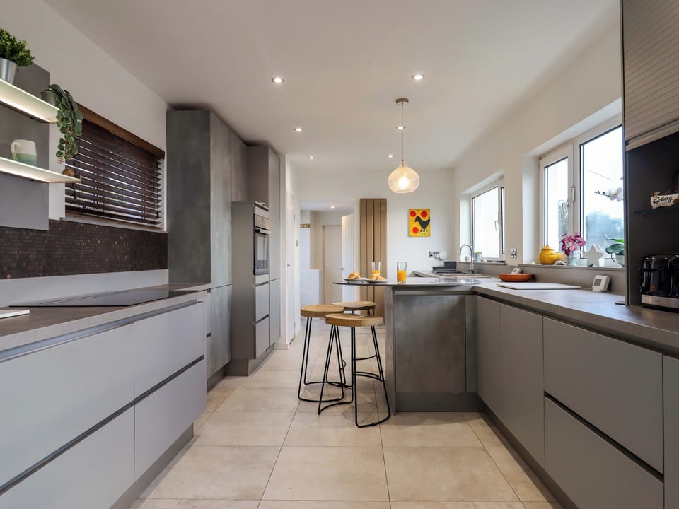 Fridge, dishwasher, electric kettle, toaster