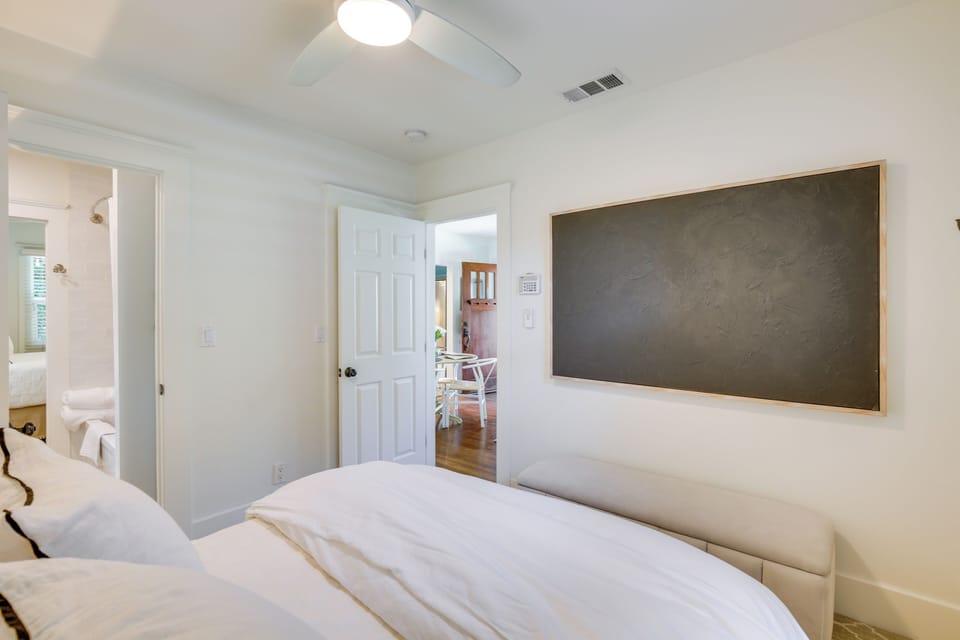 Cottage (2 Bedrooms) | Interior