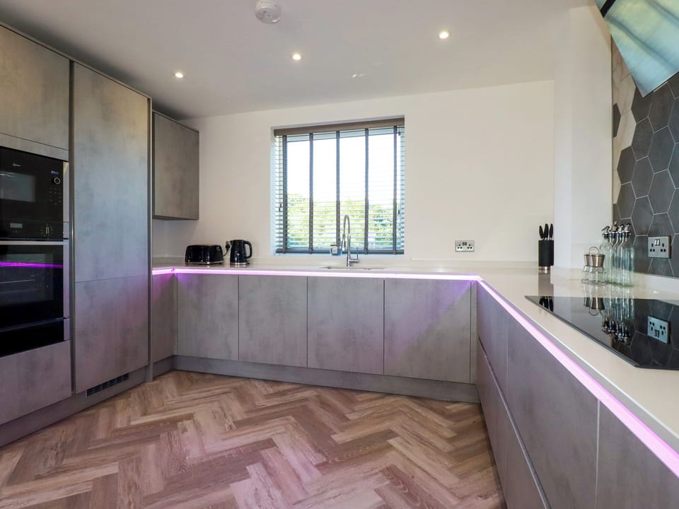 Fridge, dishwasher, electric kettle, toaster
