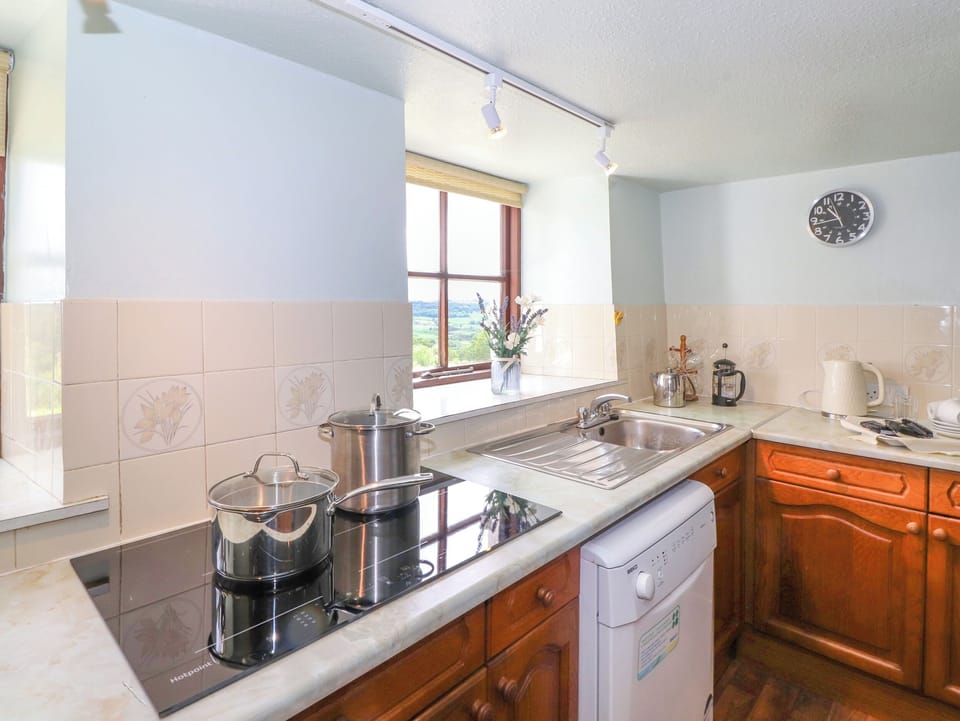 Fridge, dishwasher, electric kettle, toaster