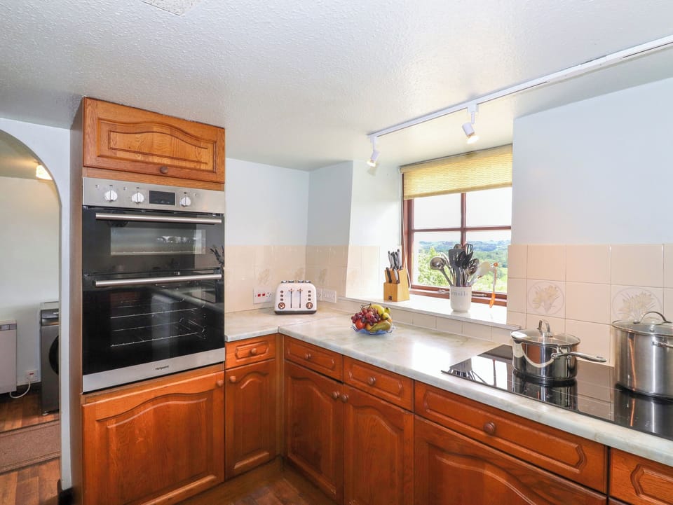 Fridge, dishwasher, electric kettle, toaster