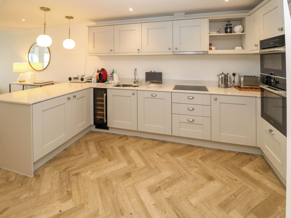 Fridge, dishwasher, electric kettle, toaster