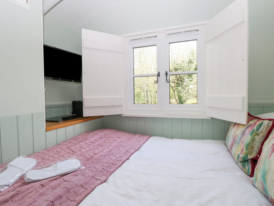 1 bedroom, individually decorated, individually furnished, free WiFi
