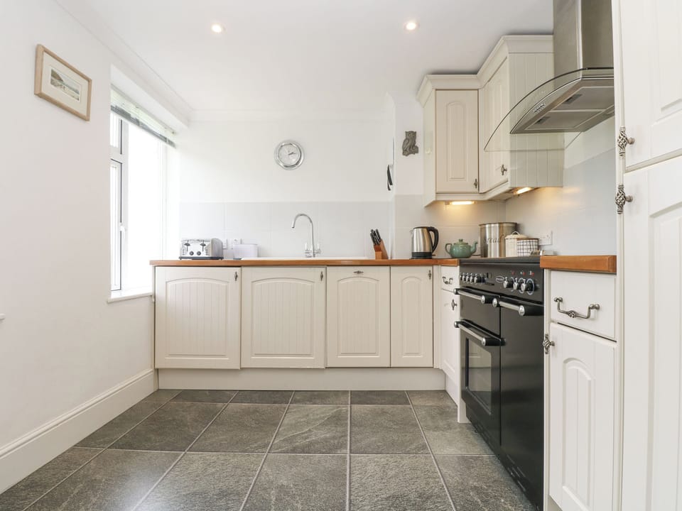 Fridge, dishwasher, electric kettle, toaster