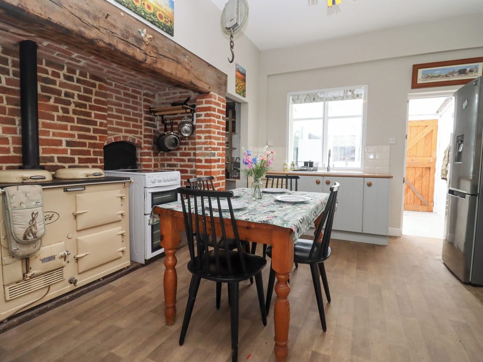 Fridge, dishwasher, electric kettle, toaster