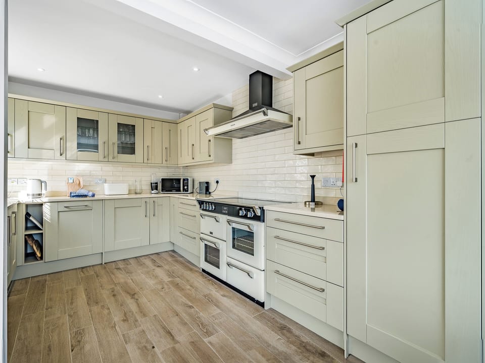 Fridge, dishwasher, electric kettle, toaster