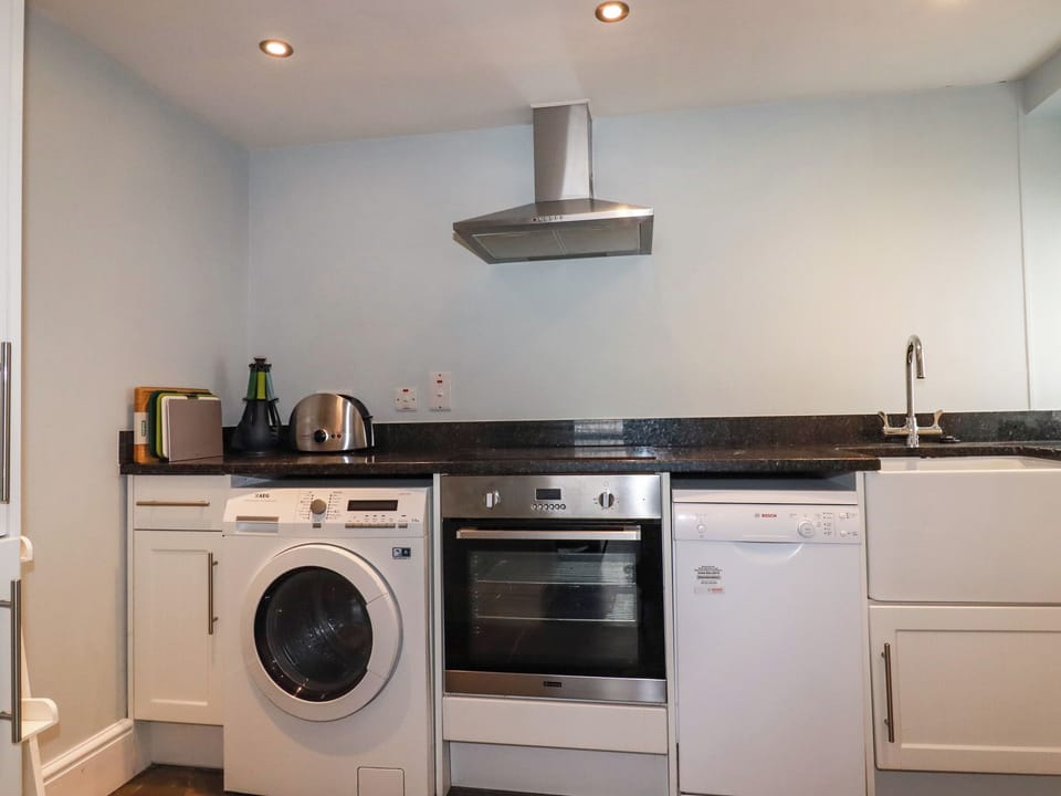 Fridge, dishwasher, electric kettle, toaster