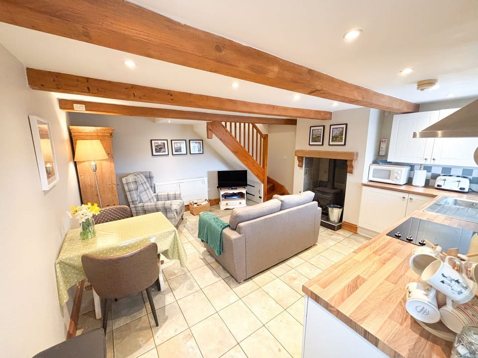 Cottage | Interior