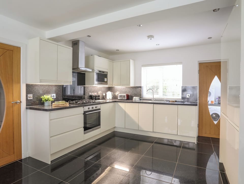 Fridge, dishwasher, electric kettle, toaster