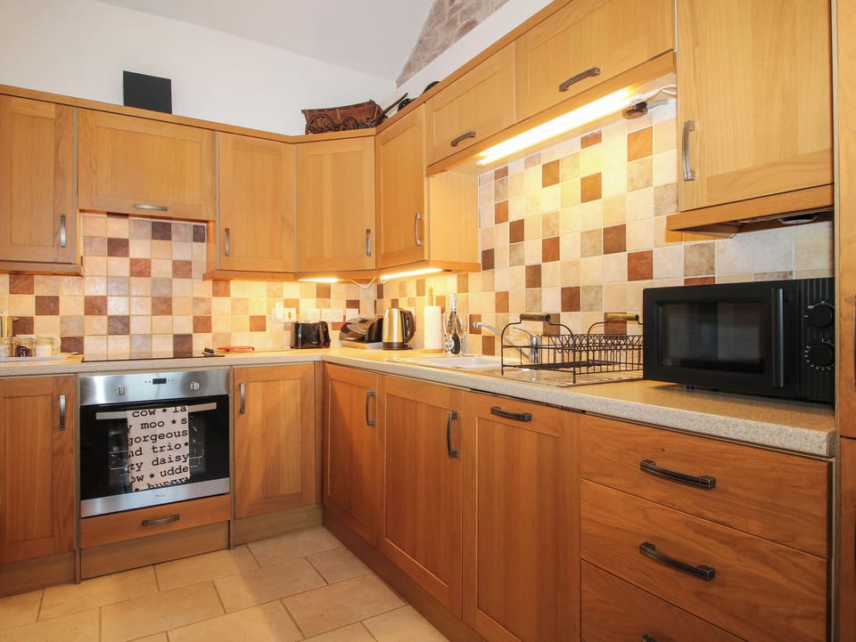 Fridge, dishwasher, electric kettle, toaster