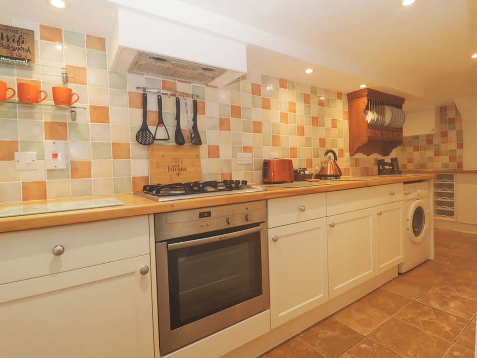 Fridge, dishwasher, electric kettle, toaster