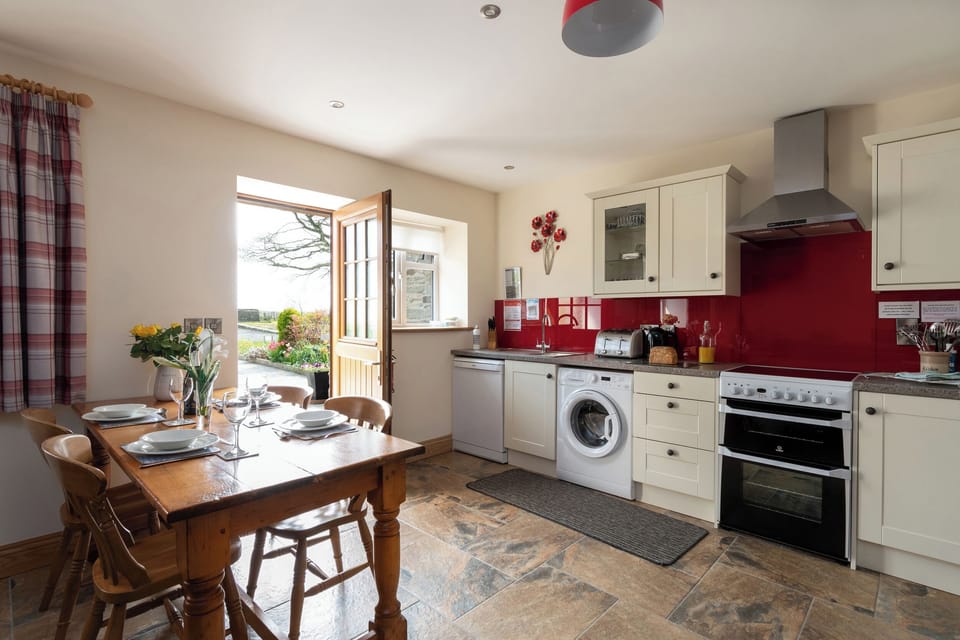 Fridge, dishwasher, electric kettle, toaster