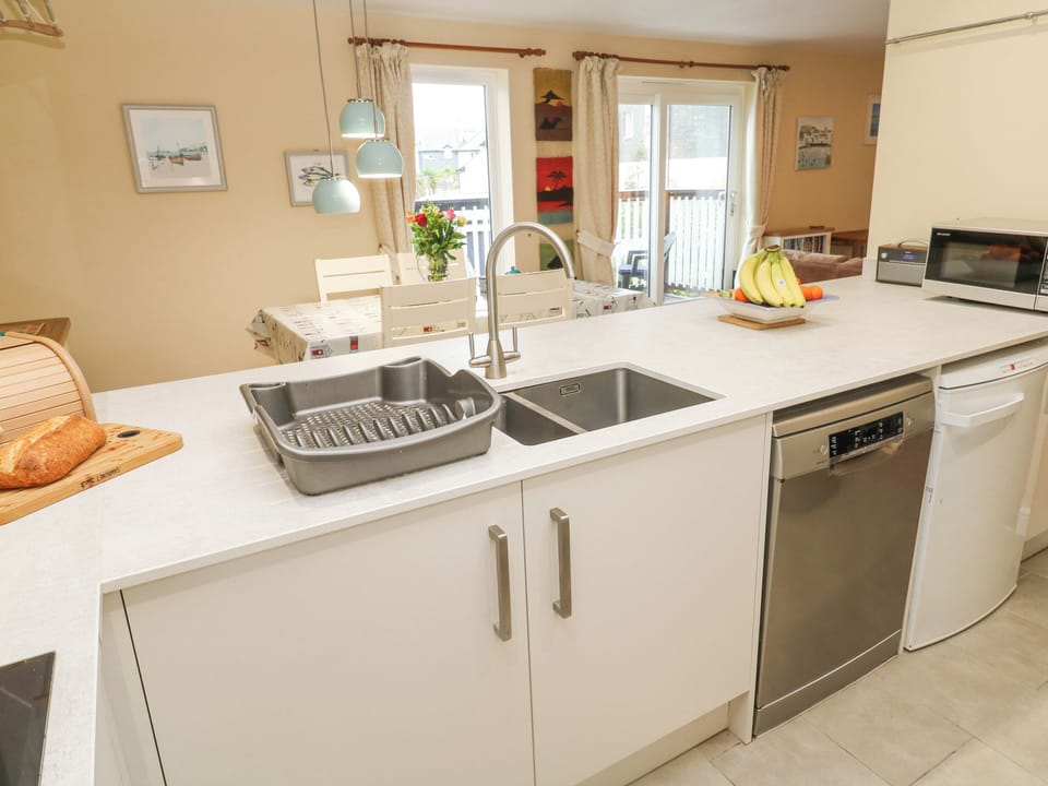 Fridge, dishwasher, electric kettle, toaster