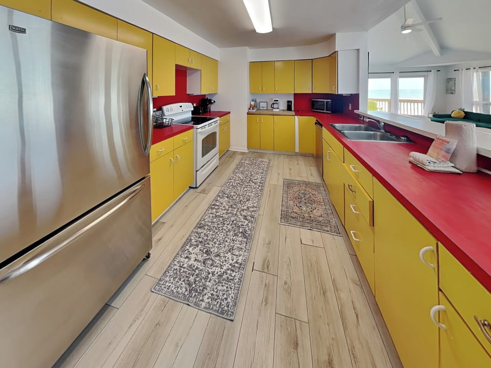 Full Kitchen - First Floor