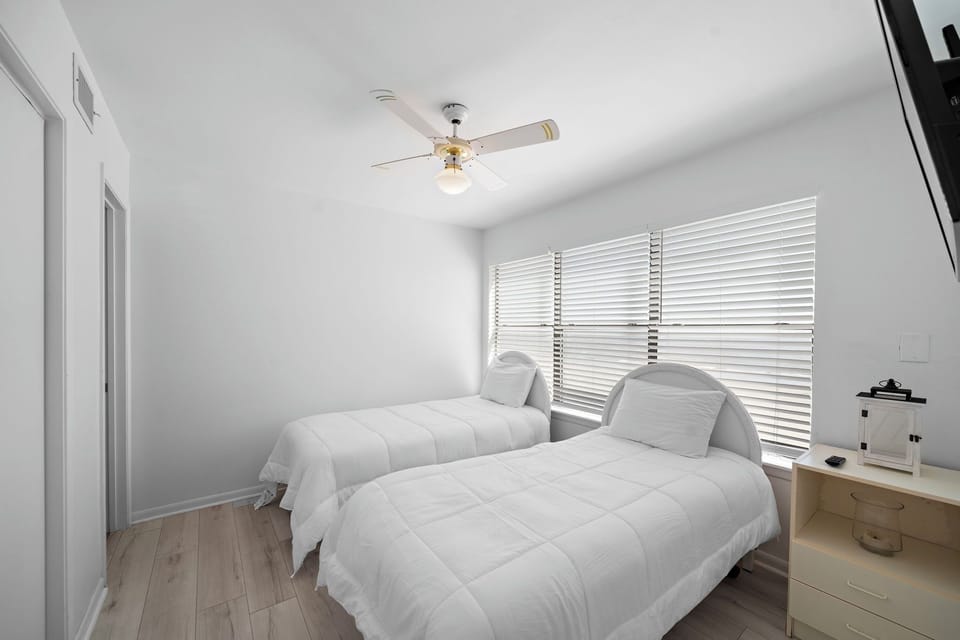 Third Bedroom - Two Twin Beds - First Floor