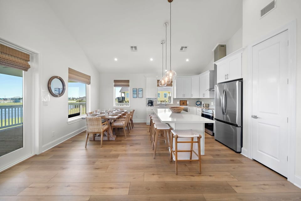 Open Kitchen & Dining