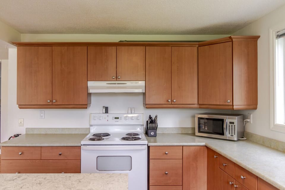 Huge kitchen to cook up a storm!