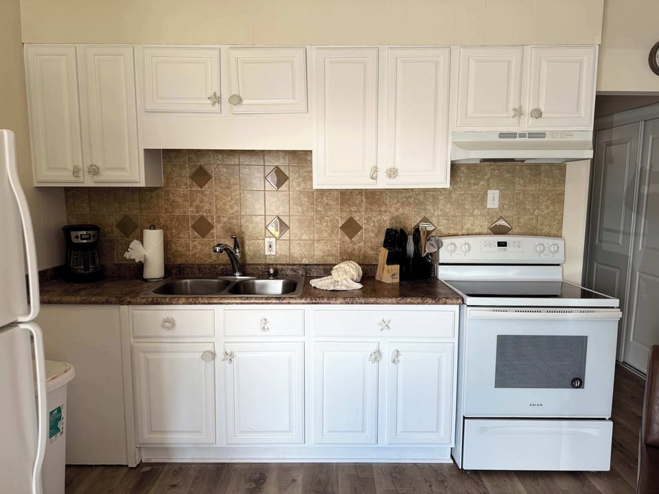 Fully stocked kitchen