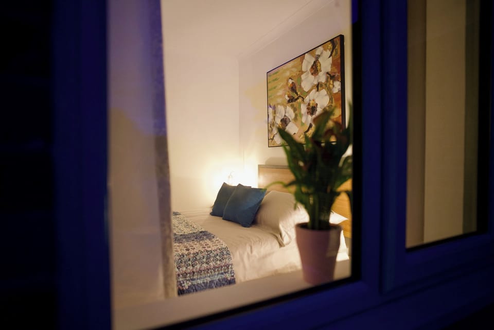 Tring Grange Cottage - Sleeps 2 - Onsite Parking Cottage in Aylesbury Vale
