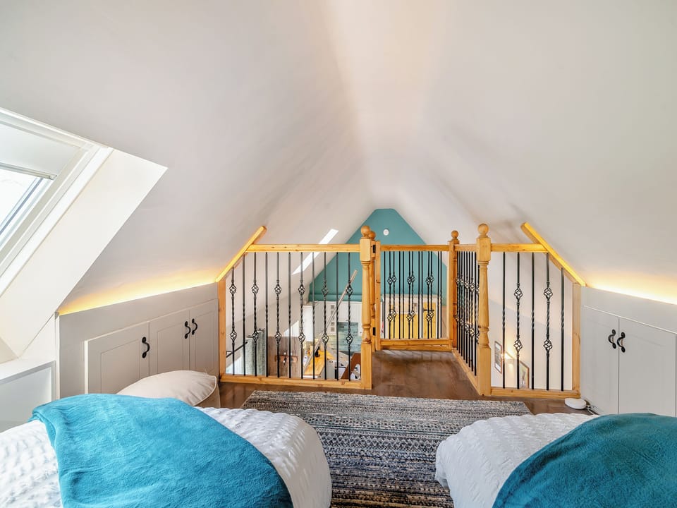 Twin bedroom | Stone Cottage, Wedmore, near Glastonbury