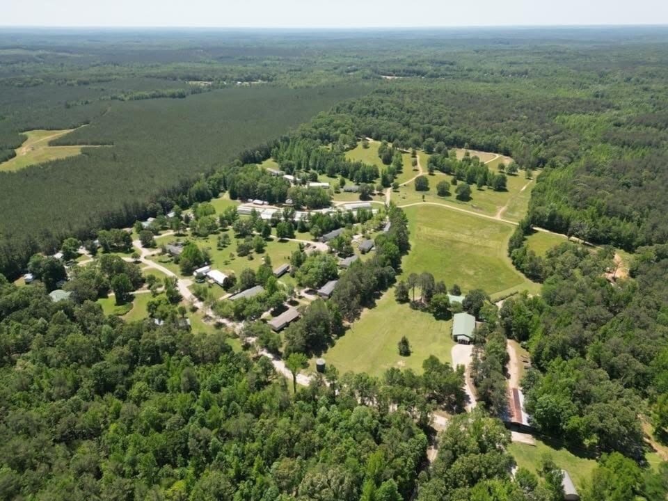 Welcome to the Neighborhood!
