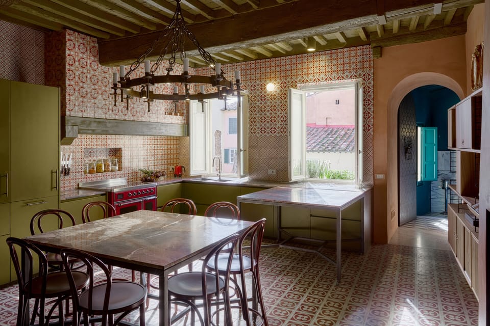 Kitchen Alternate Table Configuration