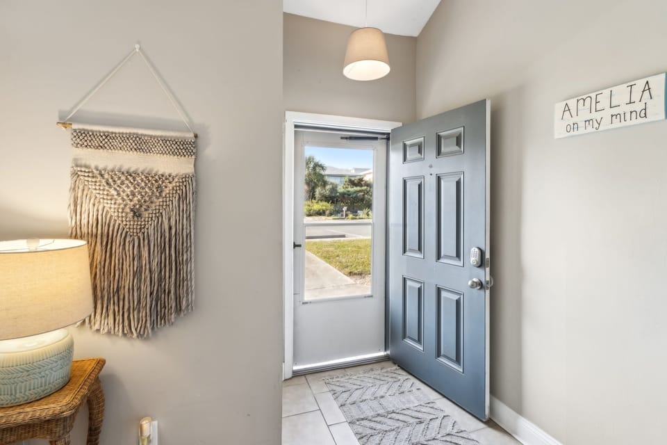 Your Entry at 6339 Fernandina Shores