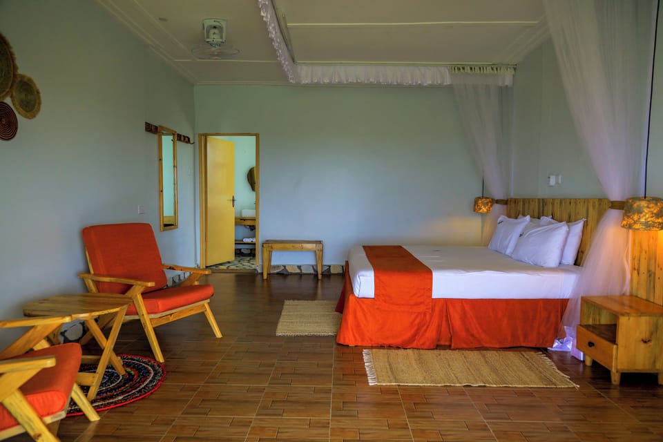Deluxe Double Room, Lake View | Individually furnished, desk, laptop workspace, free WiFi