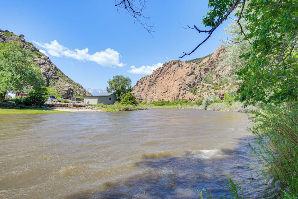 Surrounding Area | Walk to Arkansas River