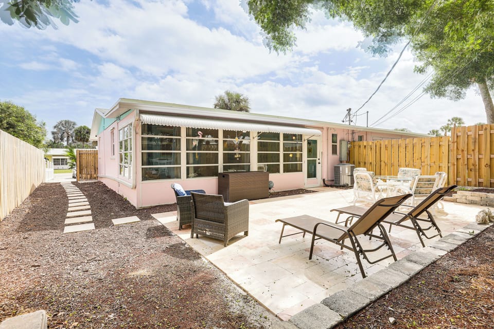 Property Exterior | Furnished Patio